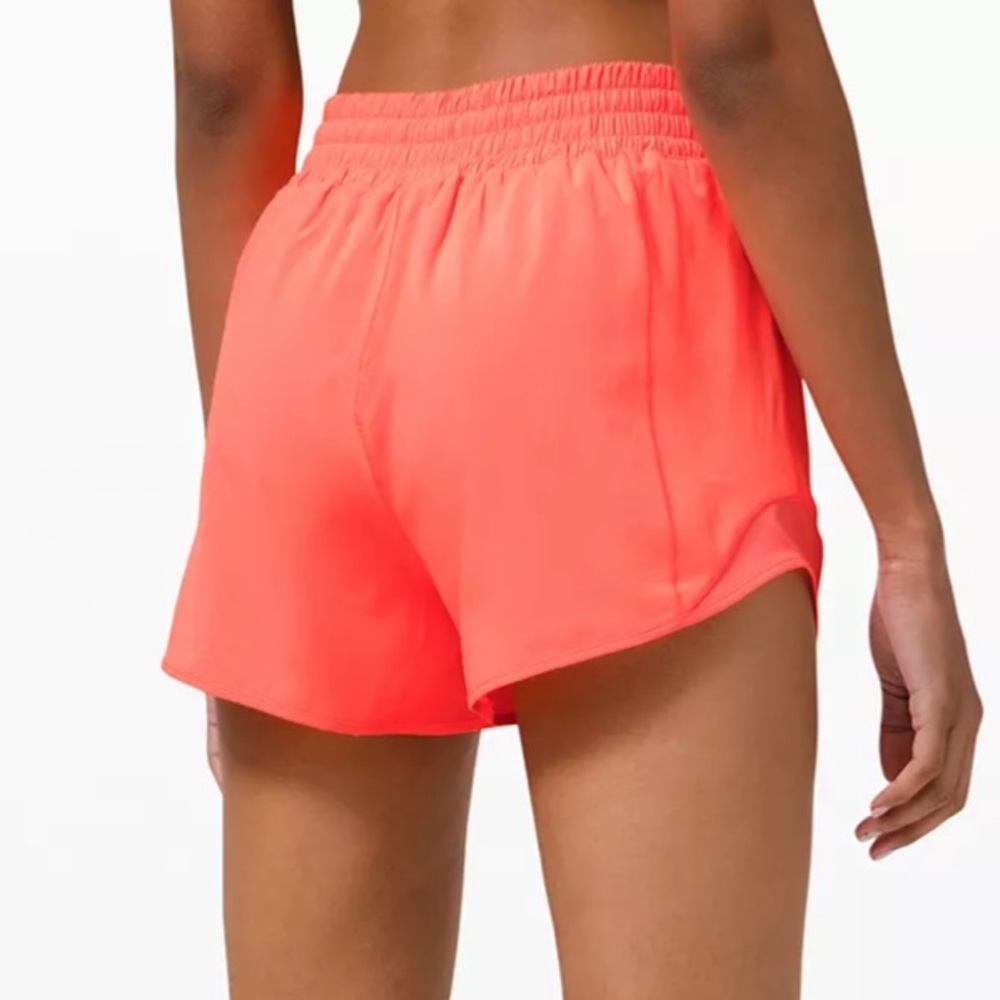 🔥LULULEMON HIGH RISE HOTTY HOT SHORT 4”-SUNSET-6,8, 10🔥 - Picture 6 of 16